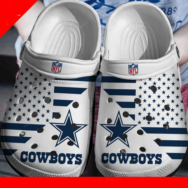 Dallas Cowboys Star Logo Pattern Crocs Classic Clogs Shoes In Blue & Black