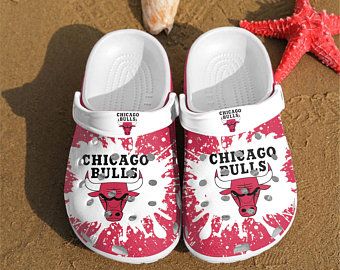 Chicago Bulls Crocss Crocband Clog Clog Comfortable For Mens And Womens Classic Clog Water Shoes