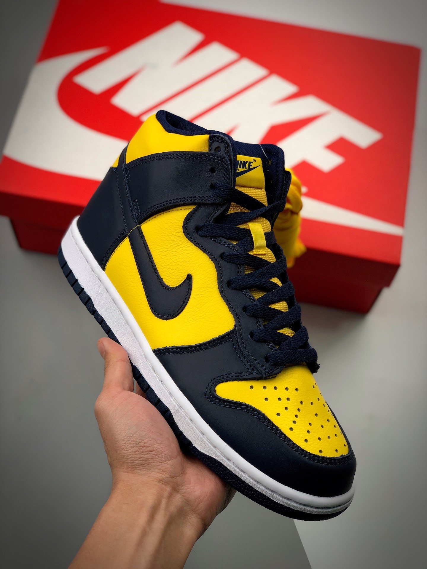 Nike Dunk High Michigan Varsity MaizeMidnight Navy 5339504