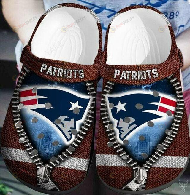 New England Patriots Zipper Design Crocs Crocband Clog Comfortable Water Shoes – Aop Clog