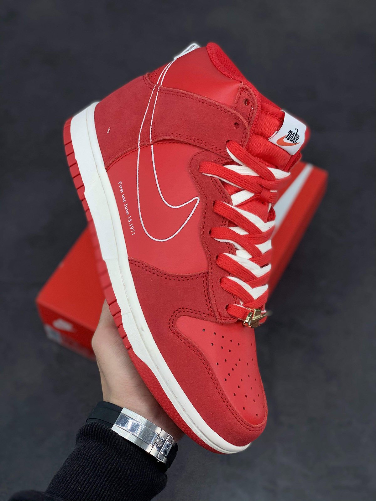 Nike Dunk High First Use University RedSail 5339503