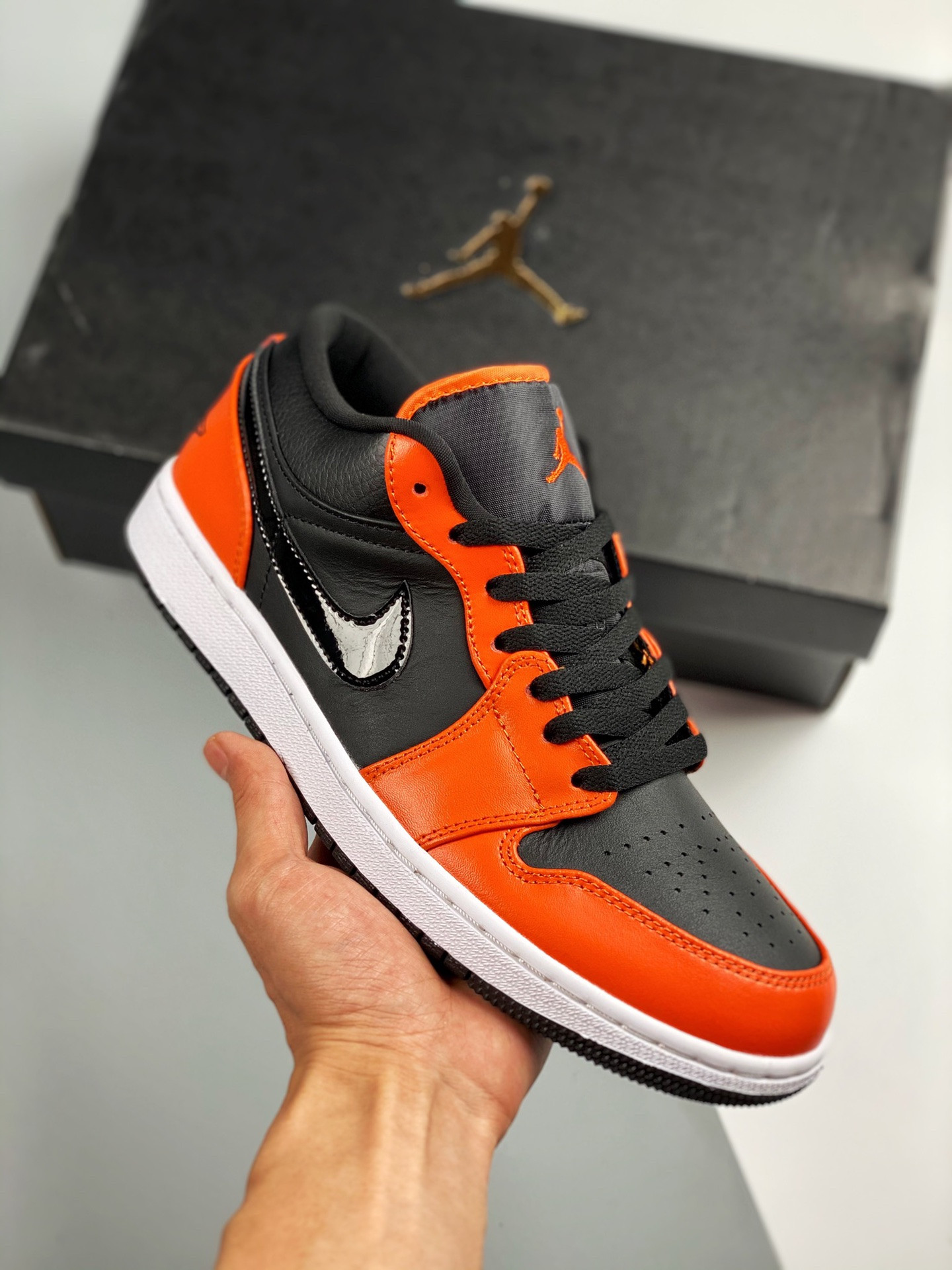 JD 1 Low SE BlackOrange CK3022-008 5341866