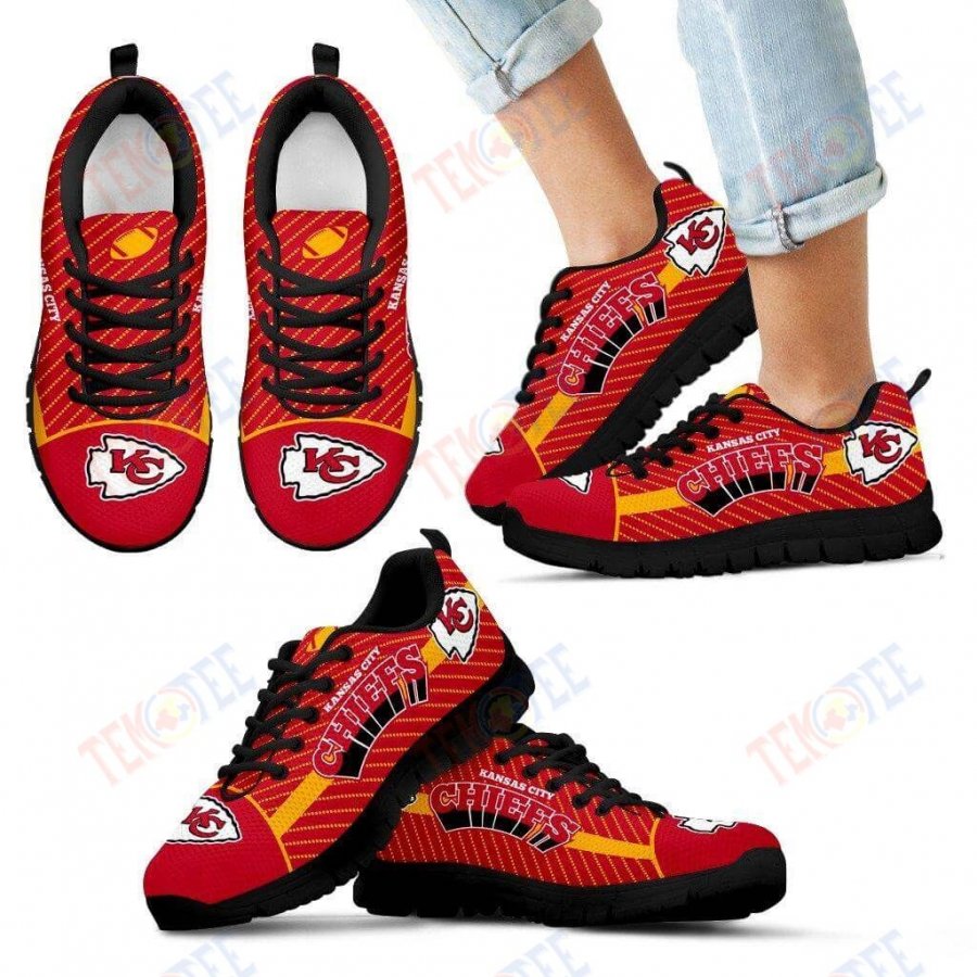 Mens Womens Kansas City Chiefs Sneakers Lovely Stylish Fabulous Little Dots Running Shoes For Men Women TDT556