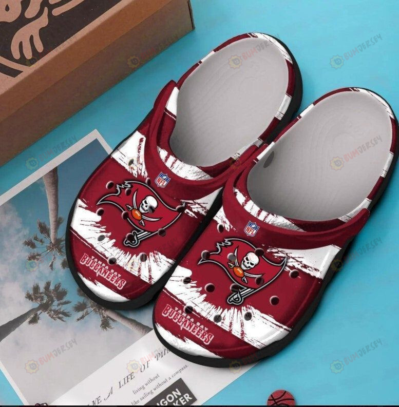 Tampa Bay Buccaneers Nfl Design Crocs Crocband Clog Comfortable Water Shoes – Aop Clog