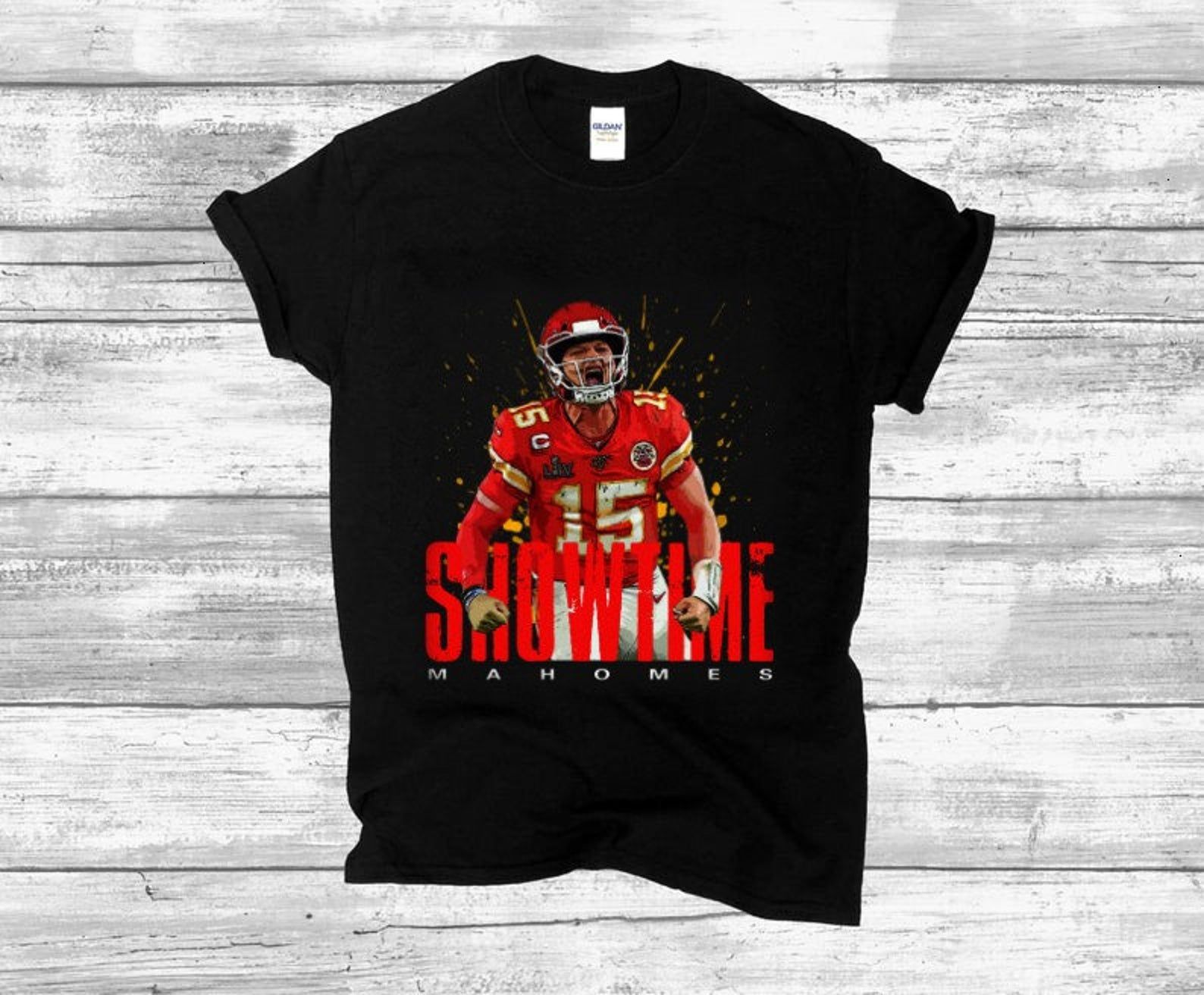 Patrick Mahomes Showtime T Shirt Gift For Kansas City Chiefs Fans Sweat T-Shirt