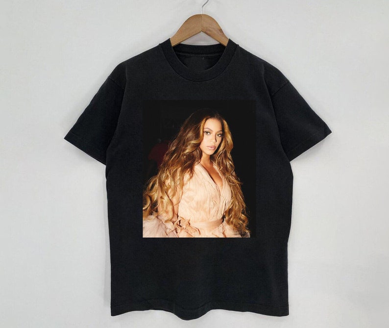 Renaissance World Tour 2023 Beyonce Vintage 90S Shirt, Beyonce Unisex T-Shirt, Beyonce Shirt