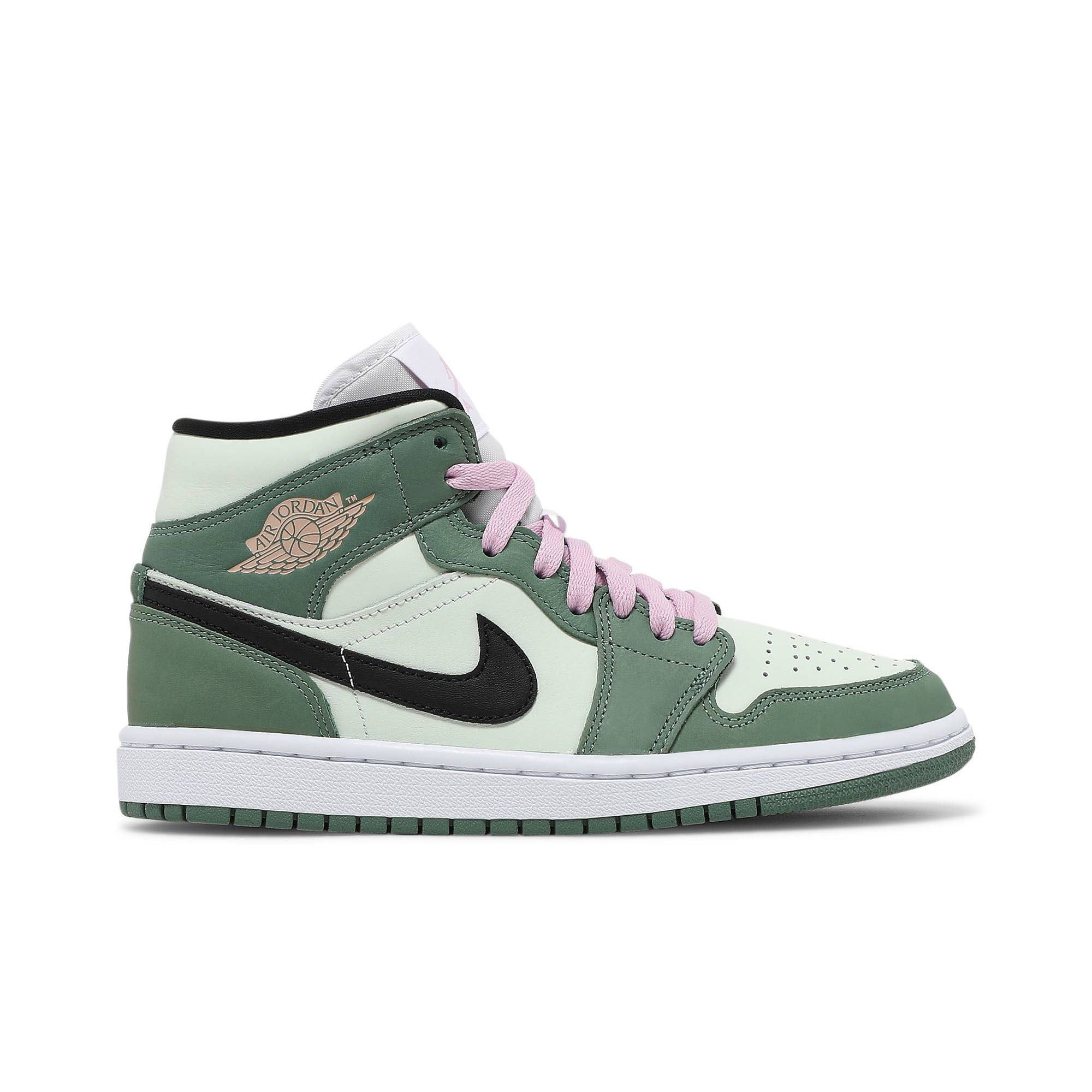 Jordan 1 Mid Dutch Green (Women’s) – Kohlrabis 194956624295