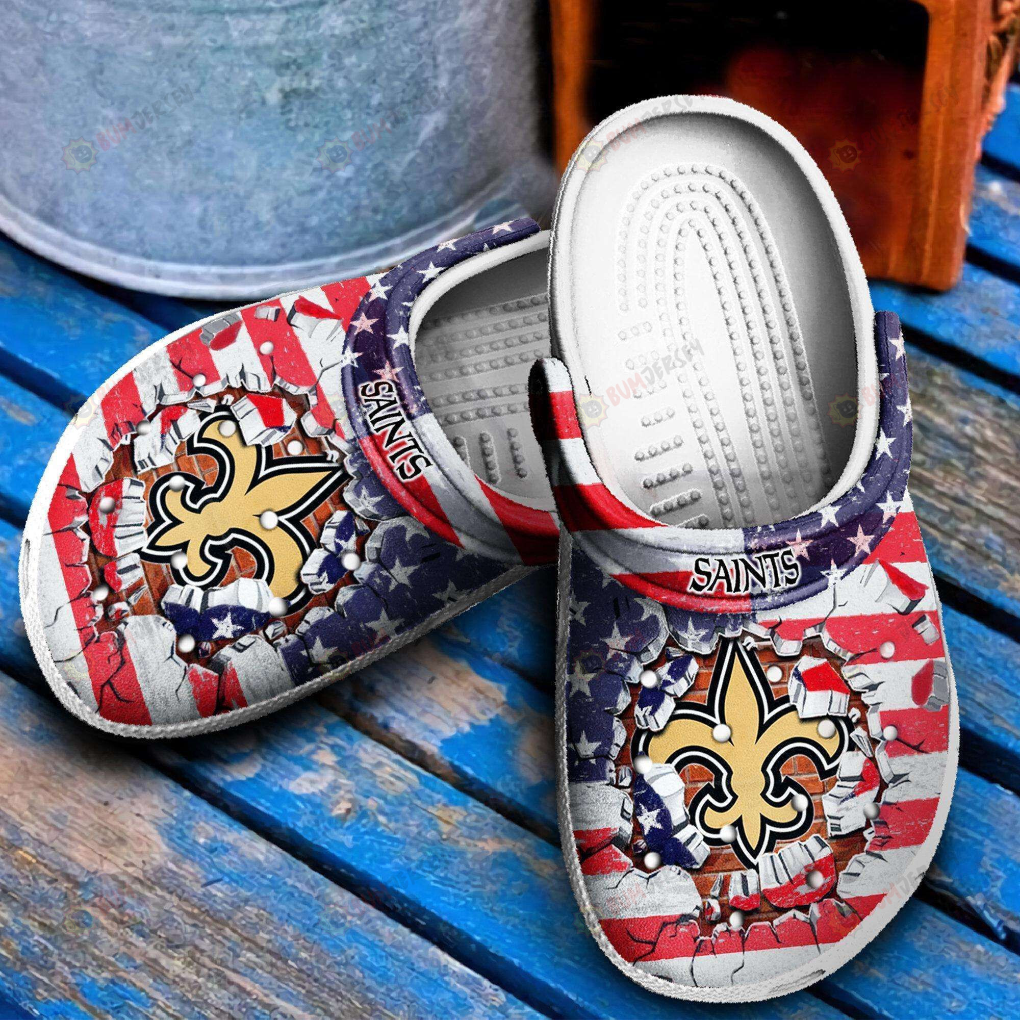 New Orleans Saints American Flag Crocs Crocband Clog Comfortable Water Shoes – Aop Clog