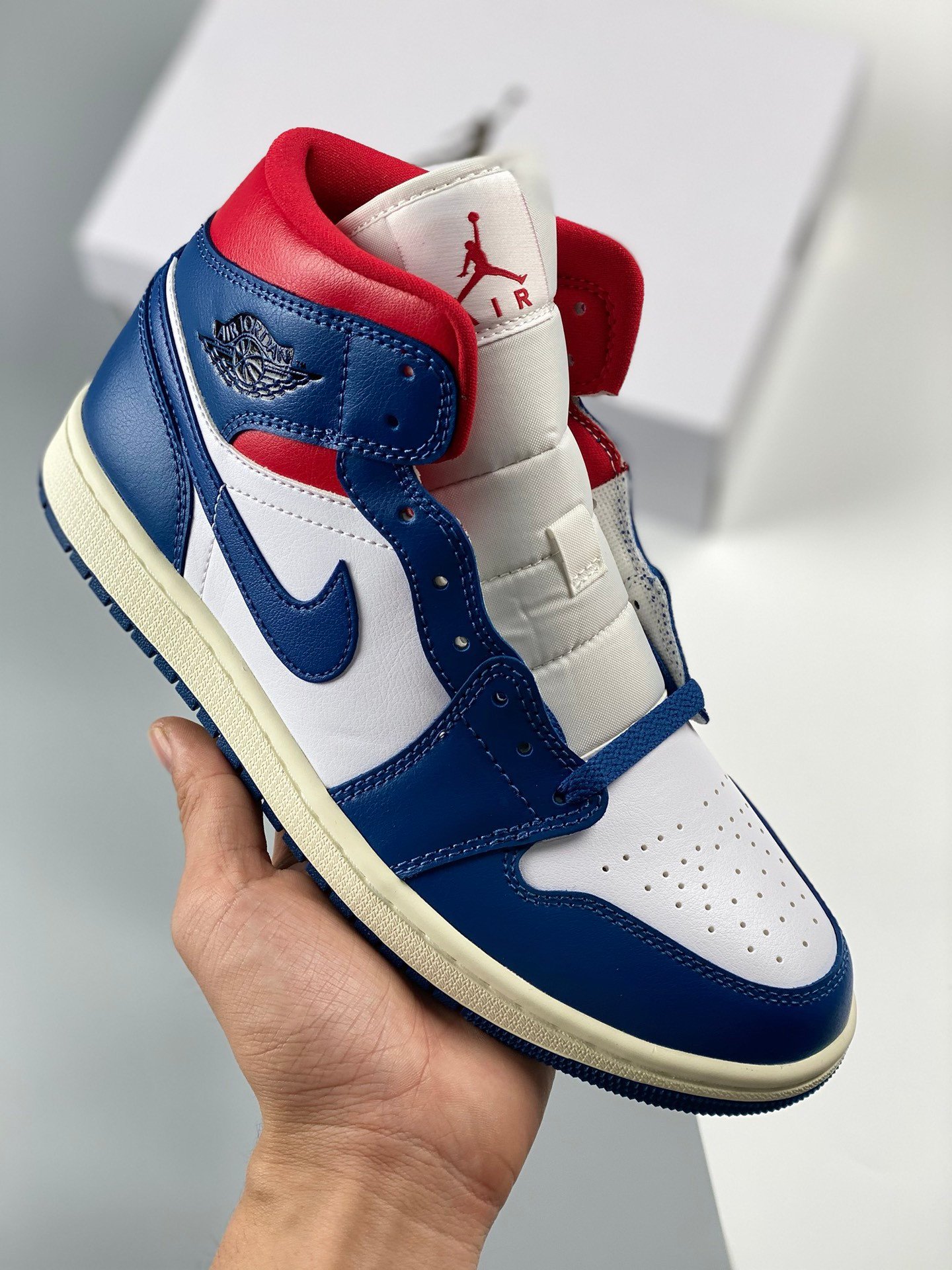 JD 1 Mid French Blue BlueWhiteRed BQ6472-146 5341789