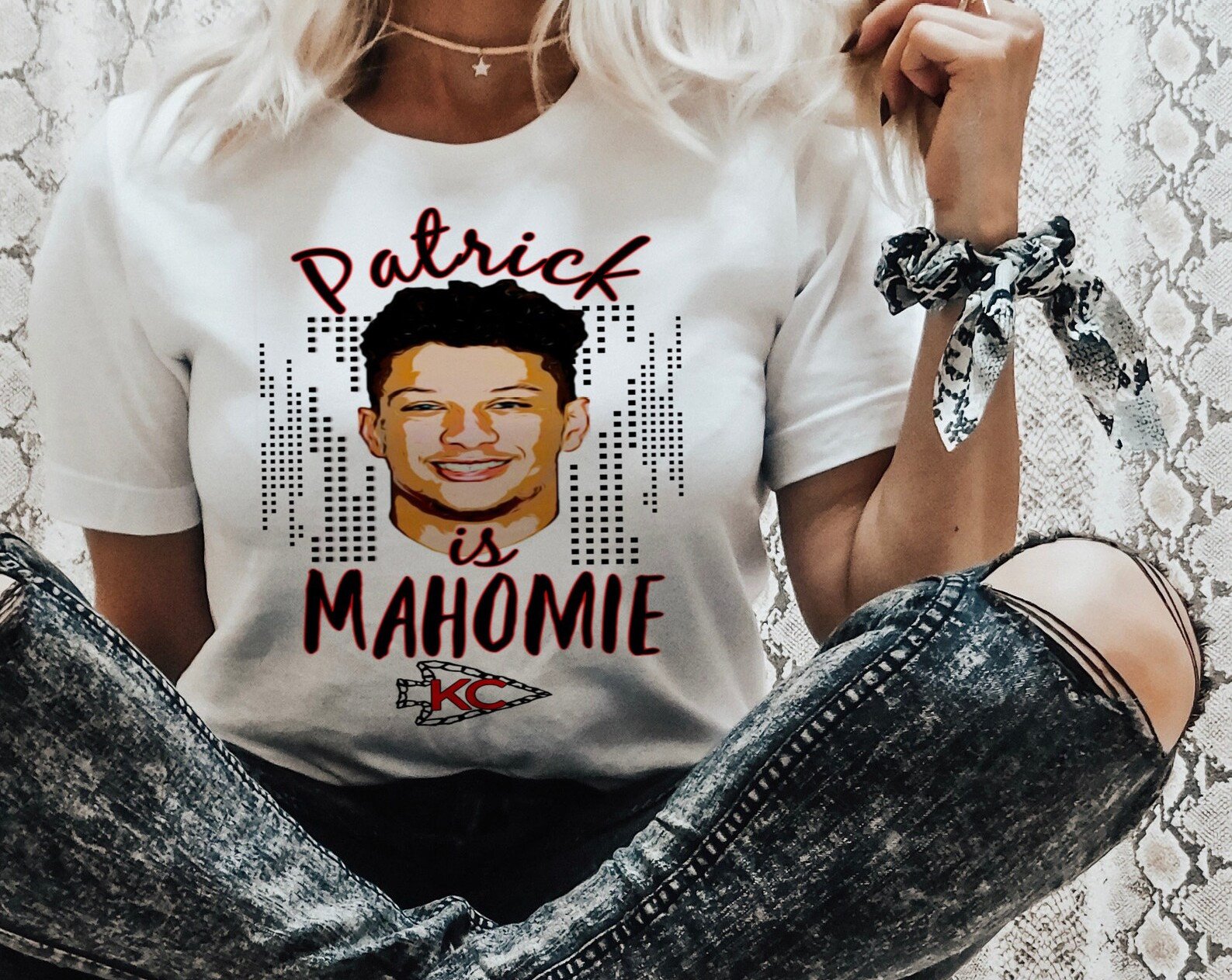 Popular Super Soft Kansas City Chiefs Patrick Mahomes Mahomie Quarter Back Football Kc Fight For Your Right To Party T Shirt