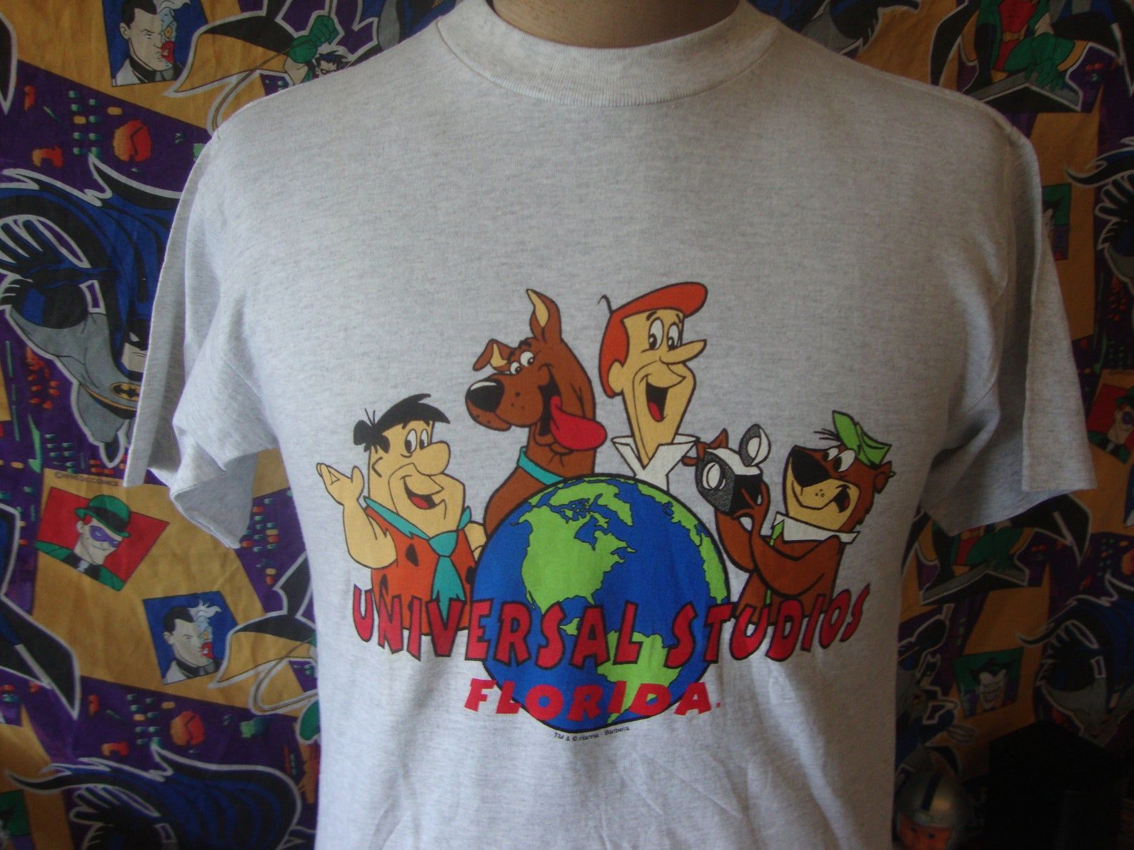 Vintage Universal Studios Florida The Jetsons Yogi Bear Scooby Doo The Flintstones Fred Flintstone Hanna Barbera Cartoon T Shirt M