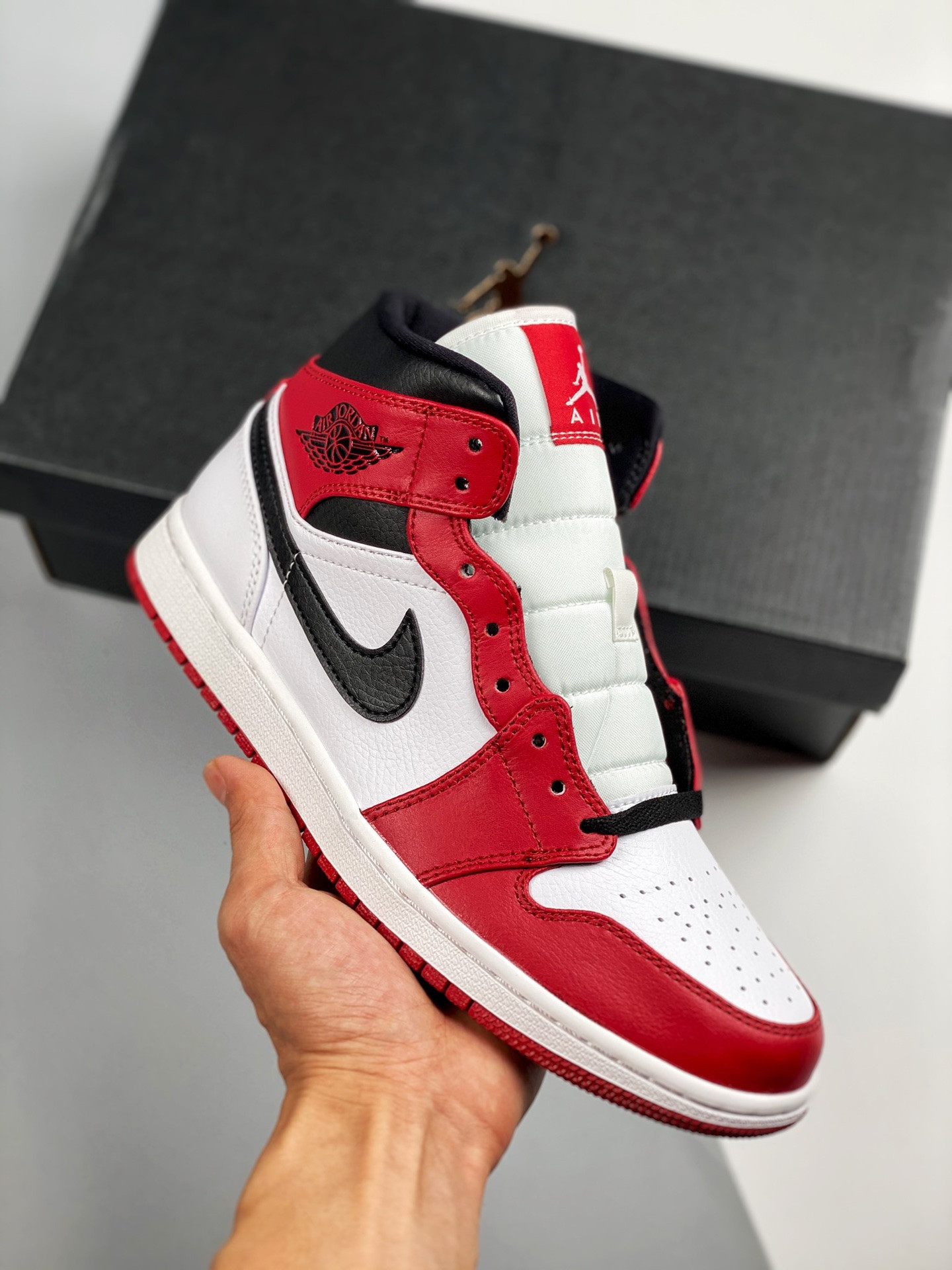 JD 1 Mid Chicago WhiteGym Red-Black 5341746