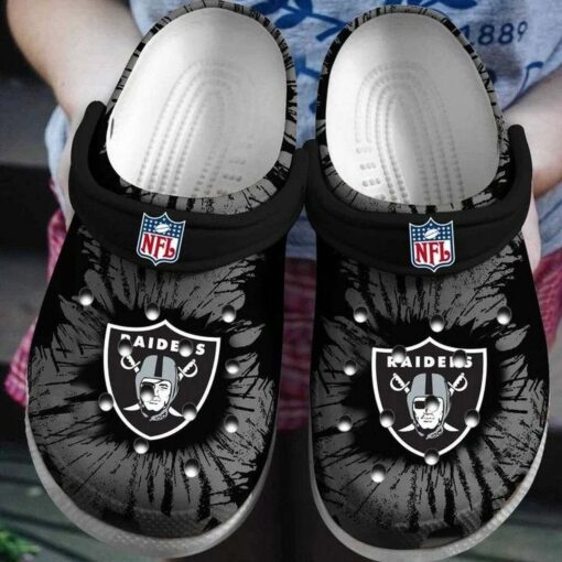 Las Vegas Raiders Crocs L98