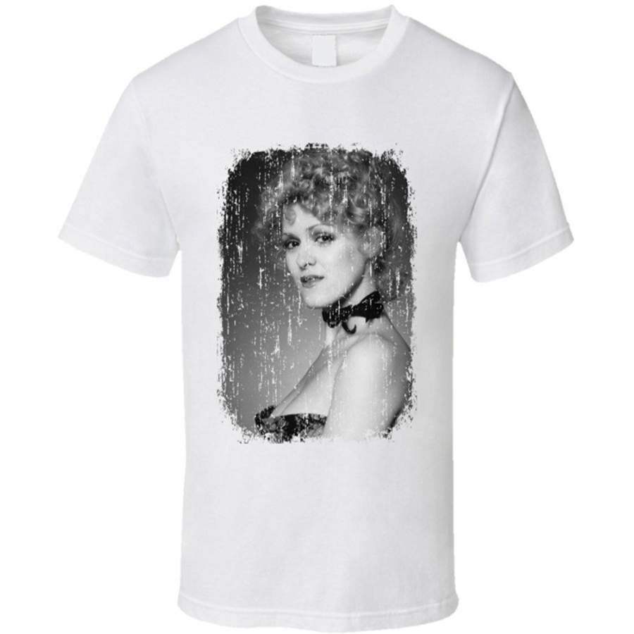 Bernadette Peters 70s Celebrity Icon Sexy Vintage Worn Look Men T- Shirt