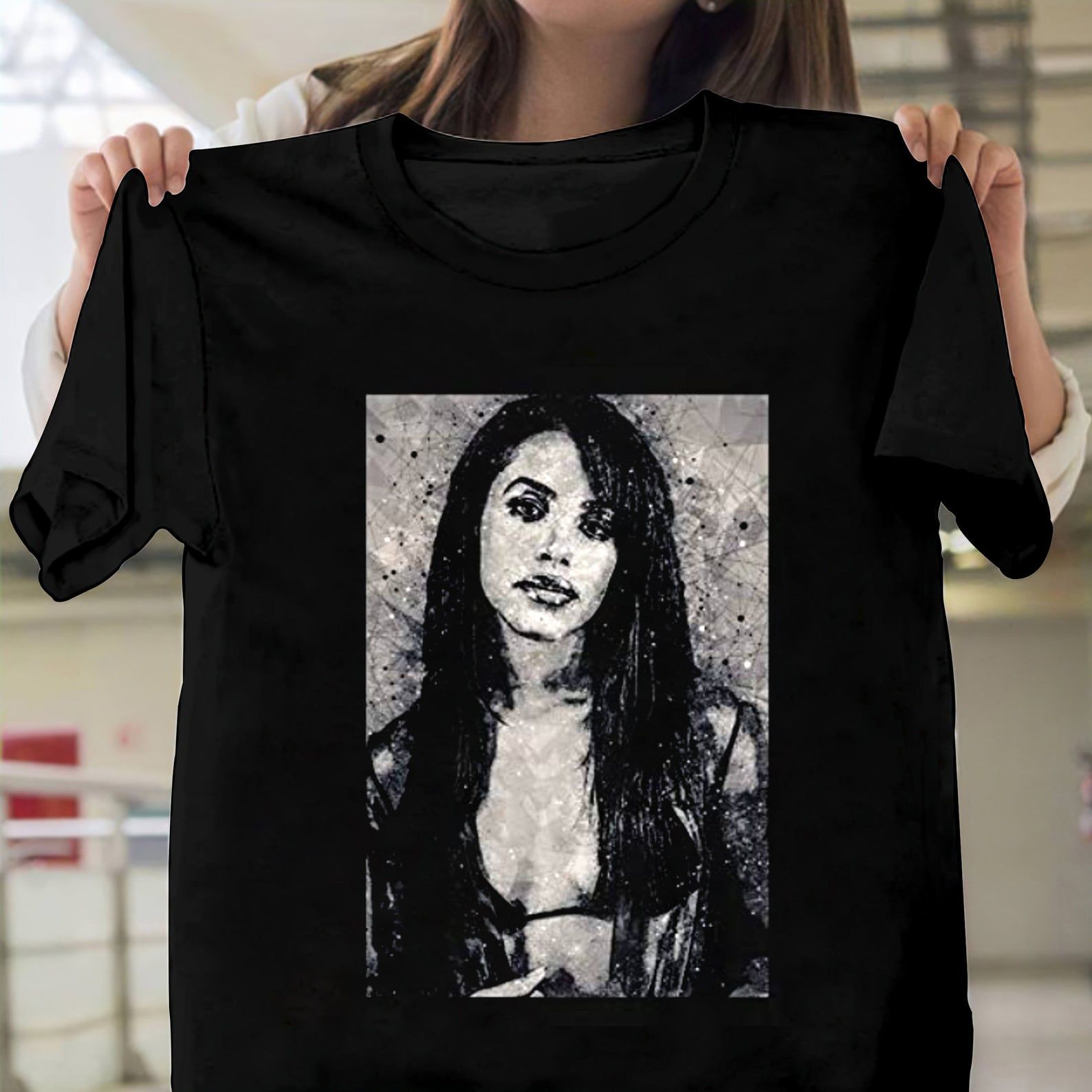 Aaliyah Geometric Art T-shirt Unisex S-5 Aaliyah Shirt Gift For Fan Aaliyah Queen Of Rb Aaliyah Vintage 90’s Shirt Music Shirt