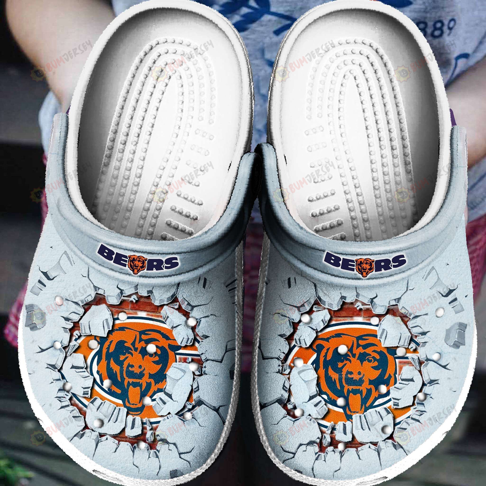 Chicago Bears Logo Pattern Crocs Classic Clogs Shoes In Light Blue & Orange – Aop Clog