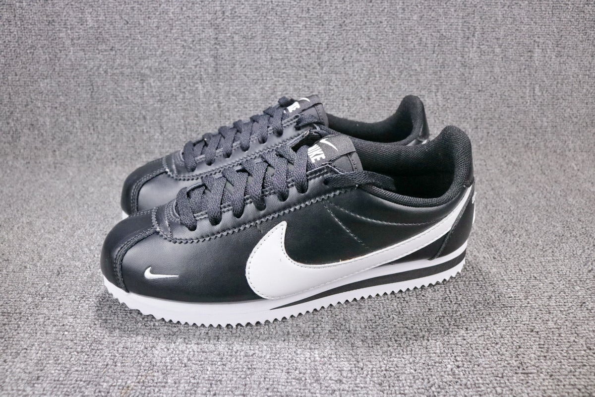 Nike Classic Cortez Premium ‘Swoosh’ Shoes Sneakers SNK613421197