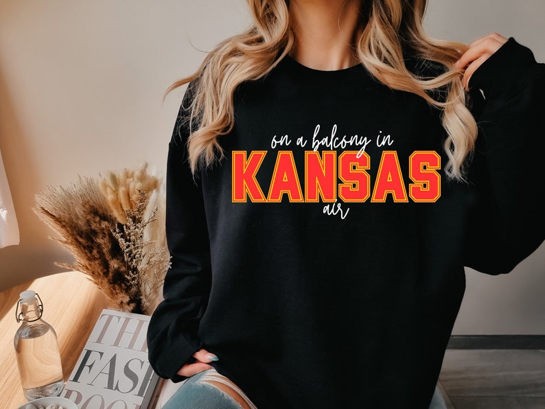 Travis Kelce The Eras Tour Shirt, Vintage Travis Kelce T-Shirt, Taylor And Travis Shirt,Travis Kelce Sweatshirt, In My Chiefs Era Sweatshirt