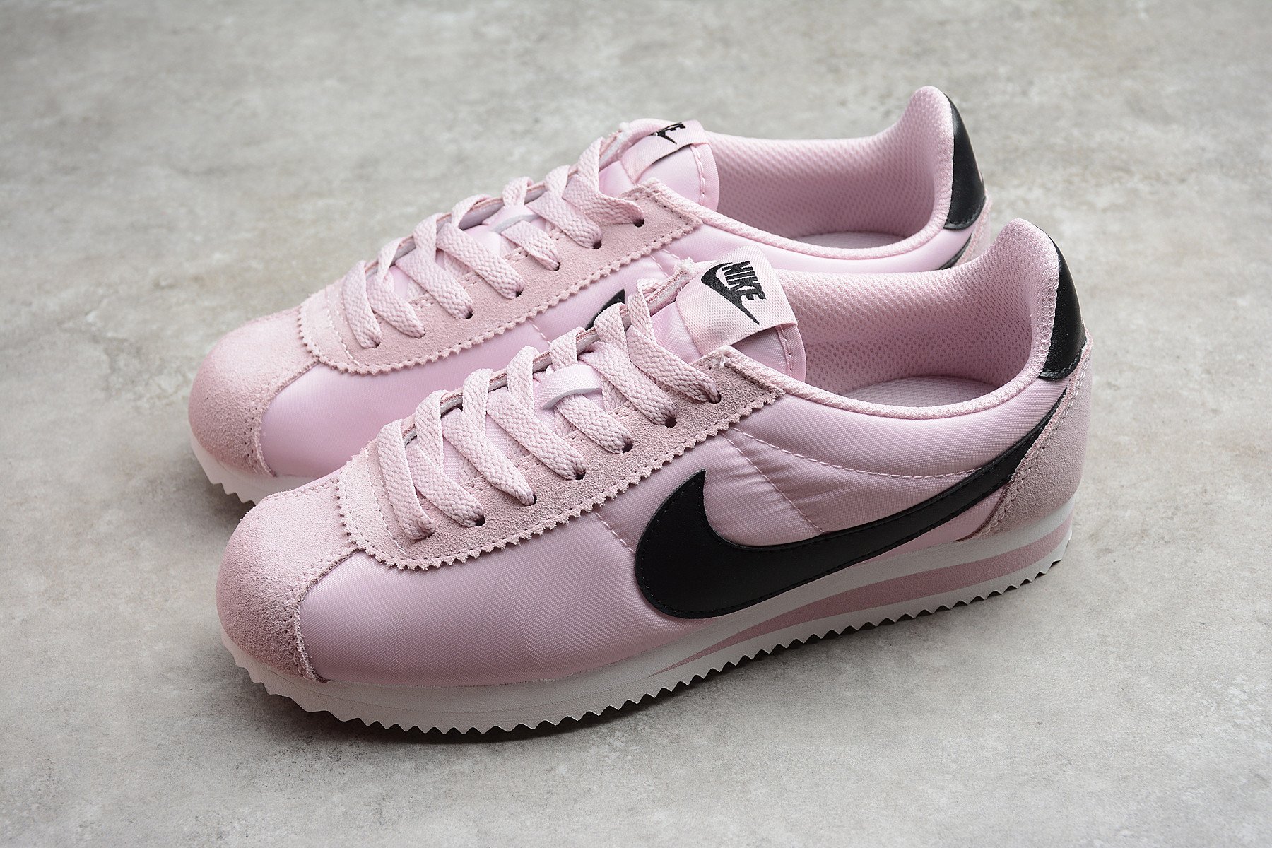 Nike Classic Cortez Nylon ‘Plum Chalk’ Women Shoes Sneakers SNK661434993