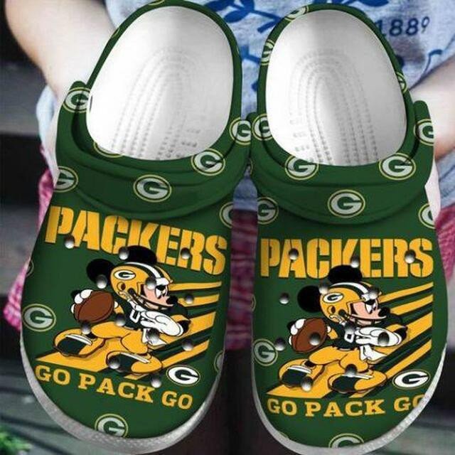 Green Bay Packers Crocs Crocband Clog Comfortable Water Shoes