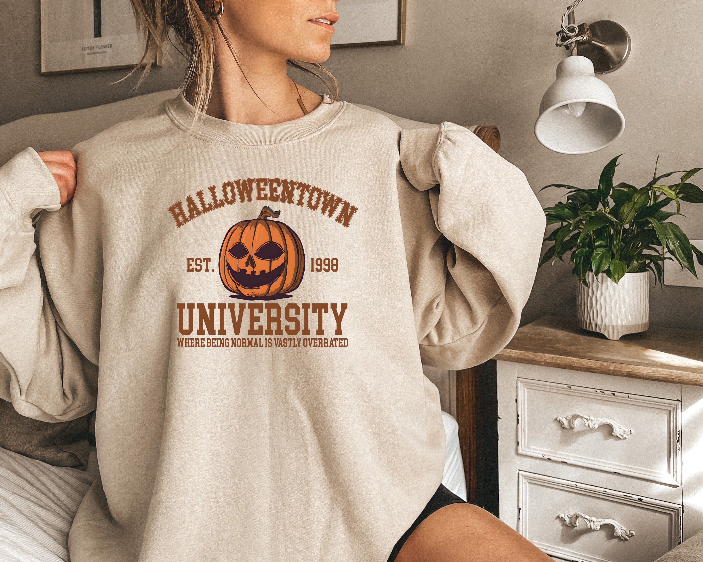 Halloweentown, Spooky Shirt, Halloweentown shirt, halloween sweatshirt, fall sweatshirt, fall, Halloween shirts, halloweentown sweatshirt