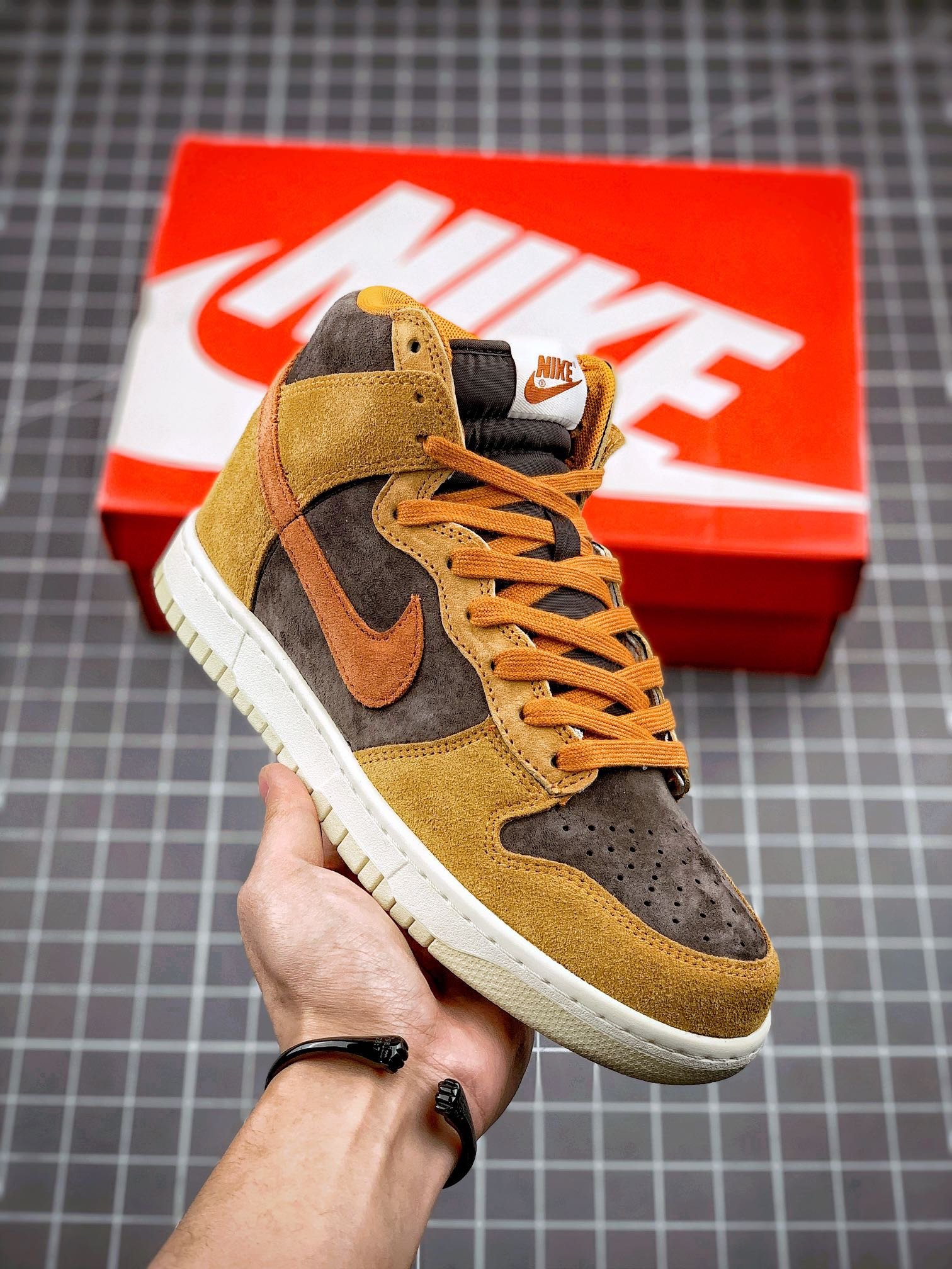 Nike Dunk High Velvet BrownDark Russet-Dark Curry-Sail 5339483