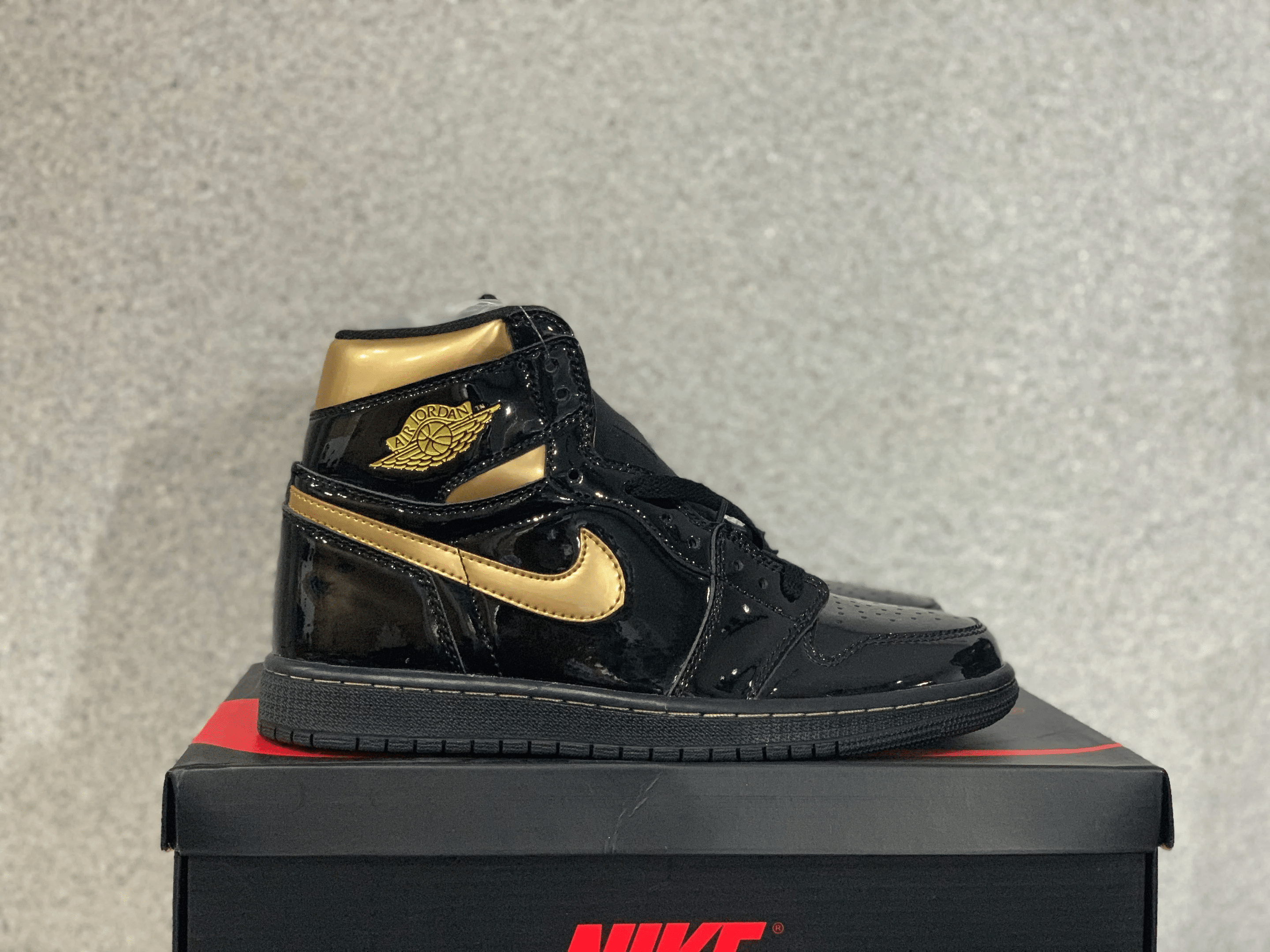 Nike JD 1 Retro High OG ‘Black Metallic Gold’ Shoes Sneakers SNK953768799