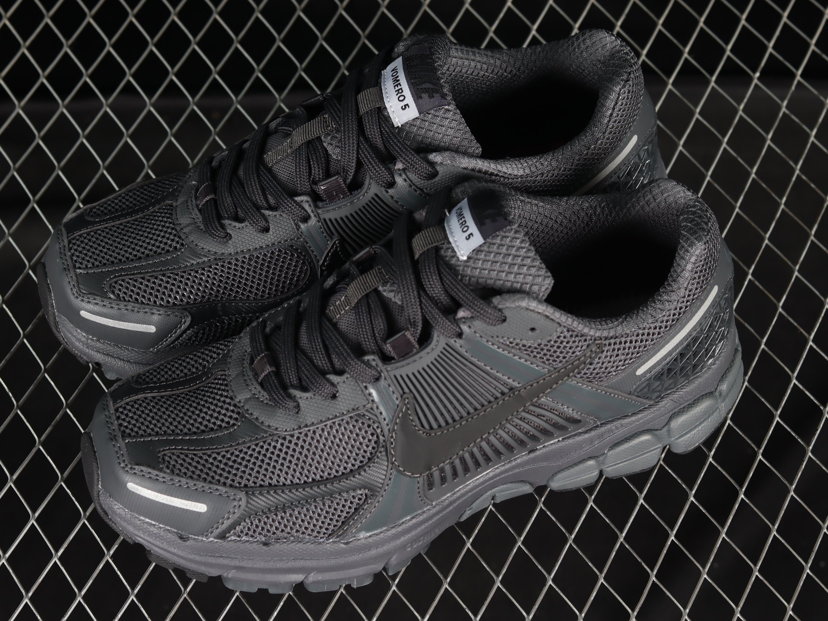 Nike Air Zoom Vomero 5 ‘Anthracite’ 2019 Shoes Sneakers SNK482924743