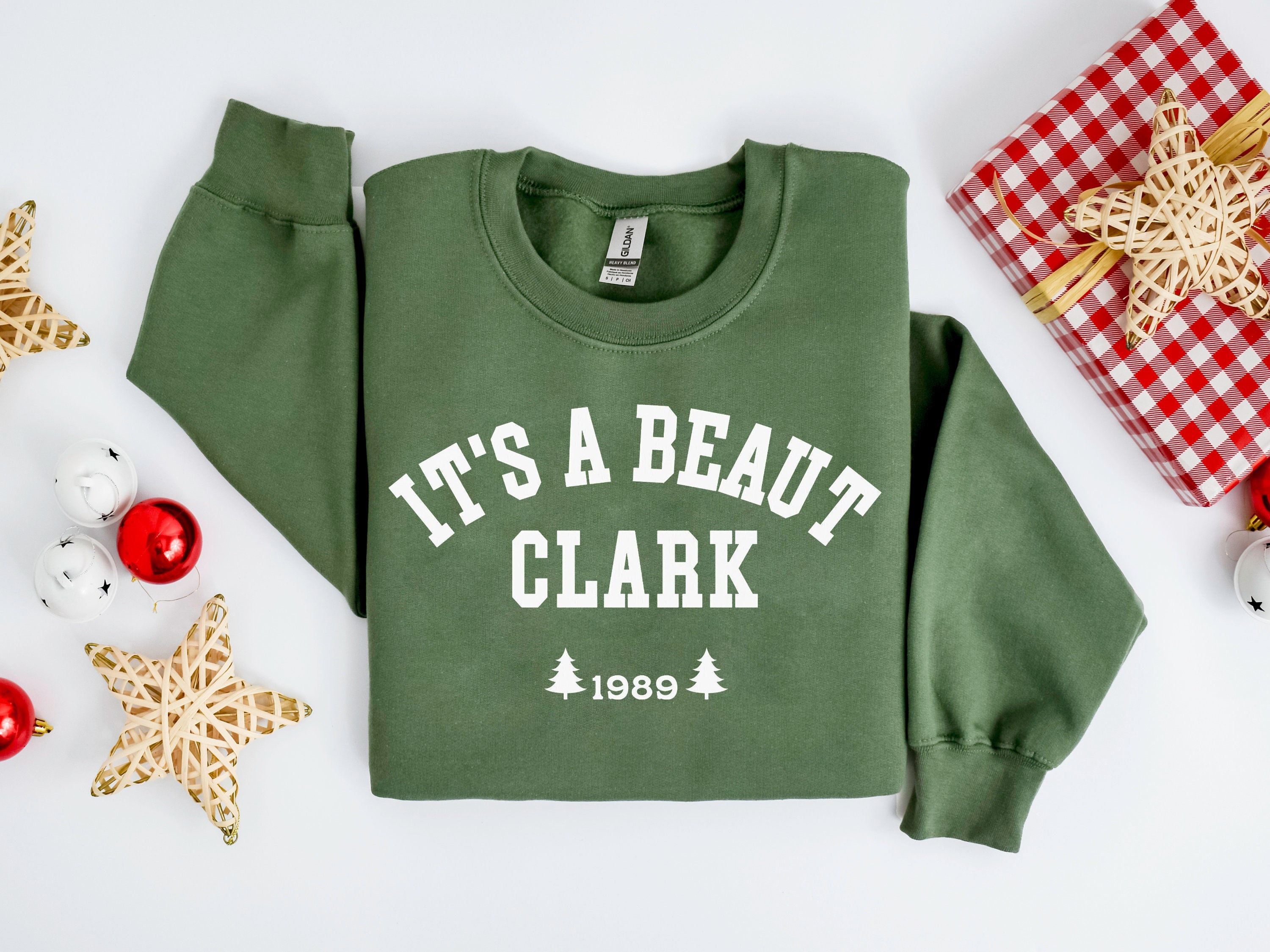 It's a Beaut Clark Sweatshirt, Hoodie, Funny Christmas Shirt, Griswold Christmas Sweatshirt, Christmas Crewneck, Christmas Vacatio Hanoiaura Hoodies V2