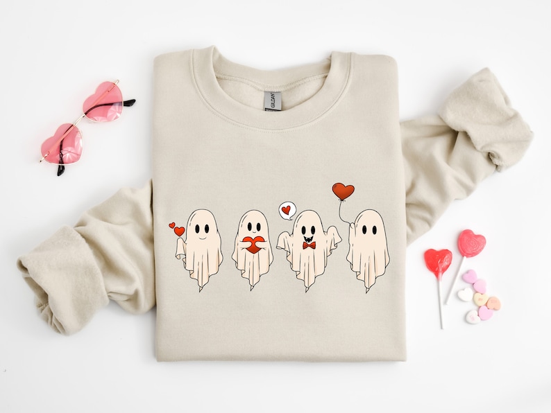 Valentine’s Day Ghost Sweatshirt, Ghosts With Hearts Valentine Gift, Spooky Valentine Sweat, Be My Boo Valentines Tee, Happy Valentines Day