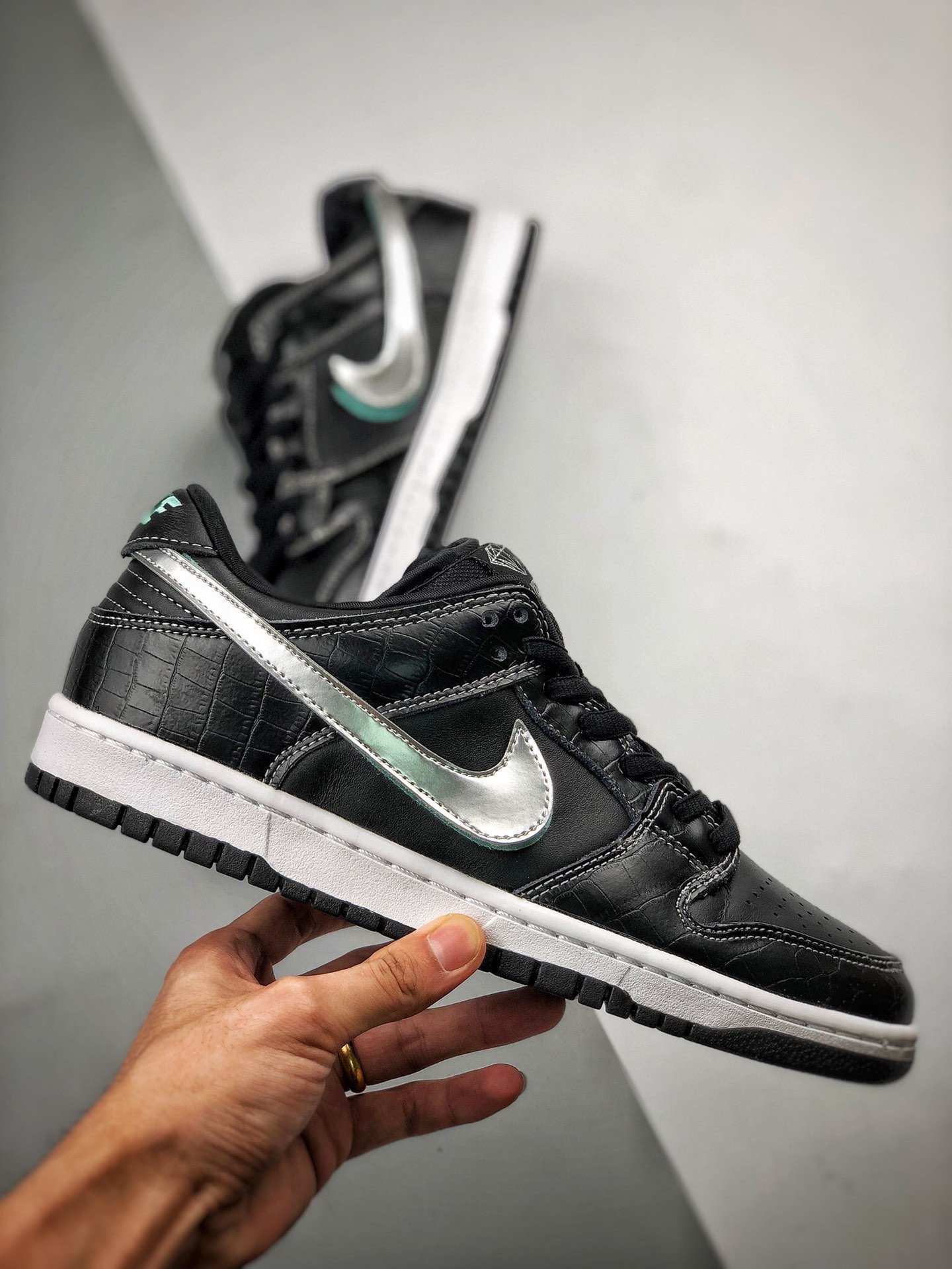 Diamond Supply Co x Nike SB Dunk Low Black 5340961