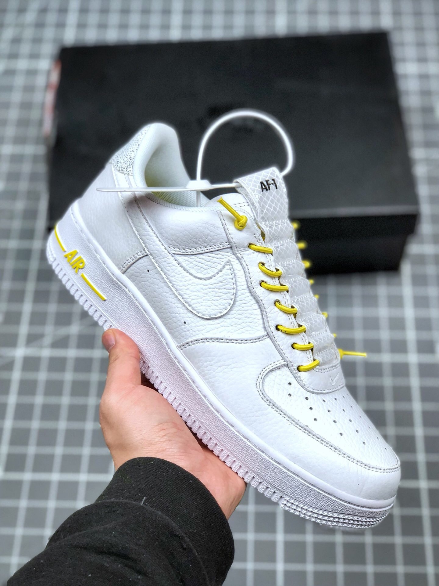 Nike Air Force 1 07 Lux WhiteChrome Yellow 2020 5340727