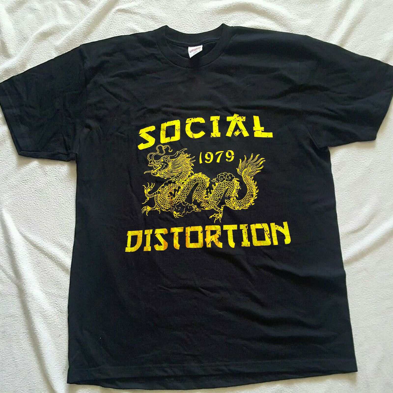 VINTAGE Men’s Social Distortion T-Shirt  Tour Shirt Reprint