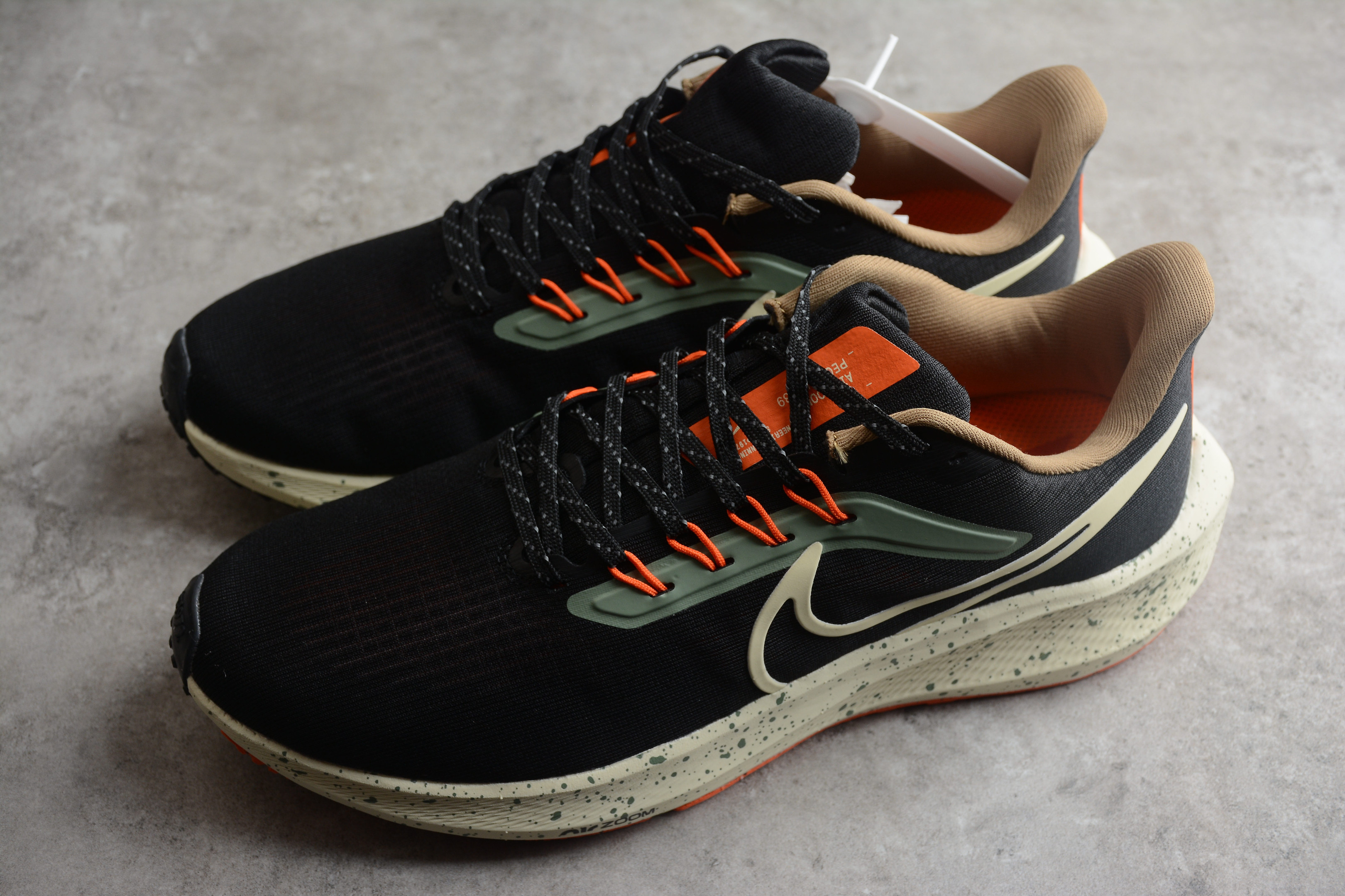 Nike Air Zoom Pegasus 39 Black Green Safety Orange Shoes Sneakers, Men SNK636453915