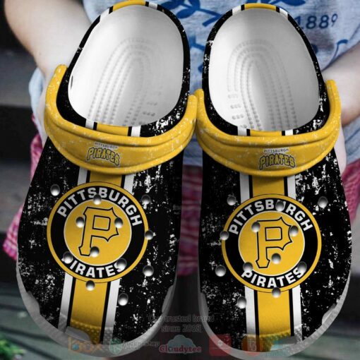 Pittsburgh Pirates Crocs L98