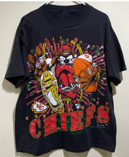 Kansas City Chiefs Vintage 1993 Football Looney Tunes T Shirt Birthday Gift