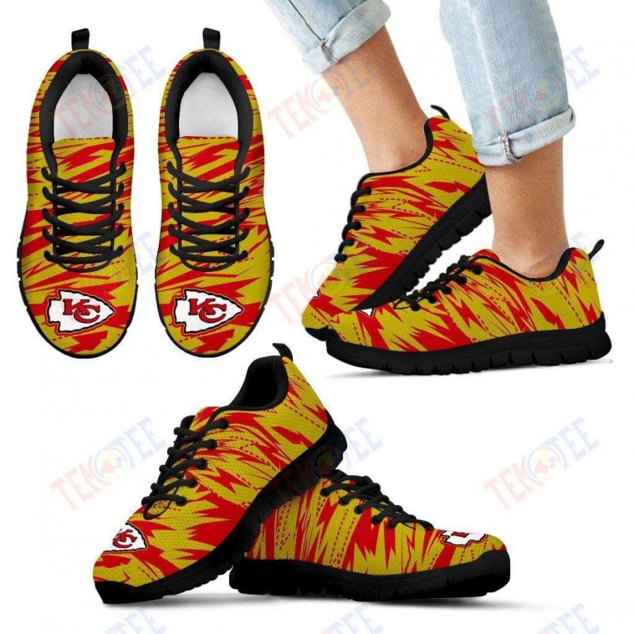 Mens Womens Kansas City Chiefs Sneakers Brush Strong Cracking Comfortable Running Shoes For Men Women TDT564