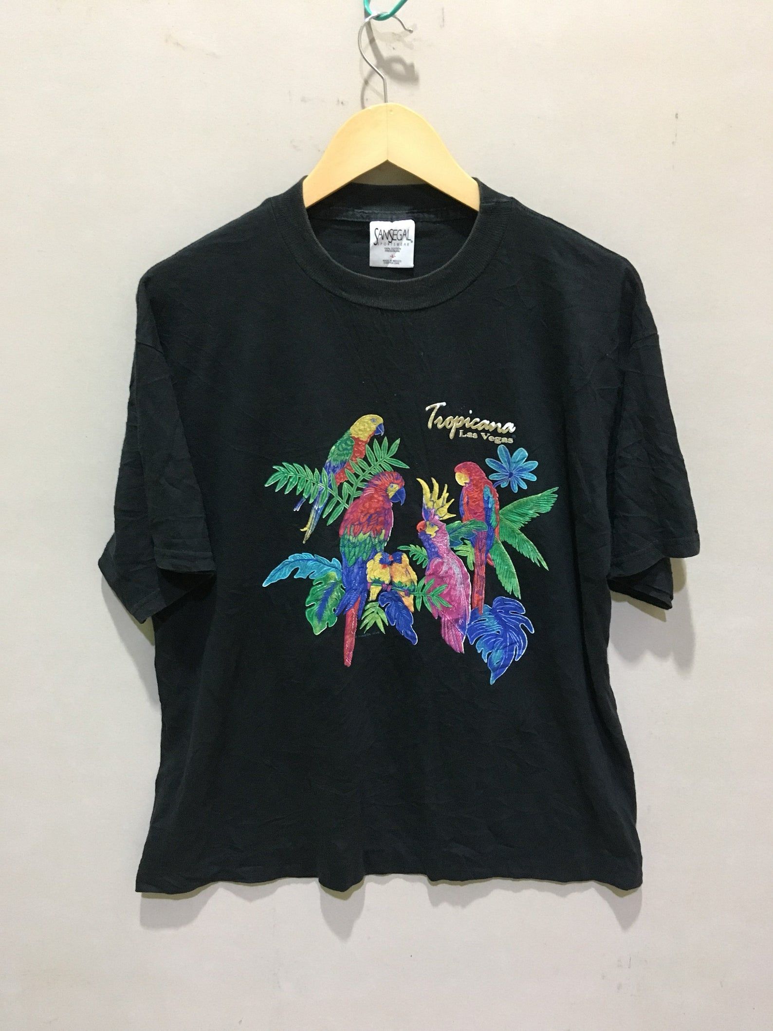 Vintage Parrots Bird Tropicana Los Angeles 90s Shirt