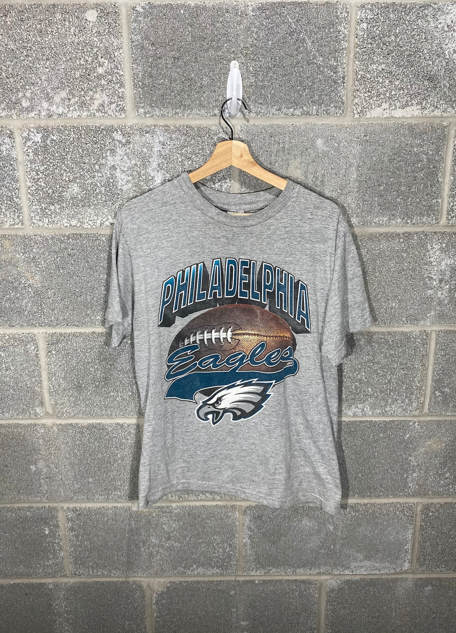 Vintage 2000S Philadelphia Eagles Graphic T Shirt