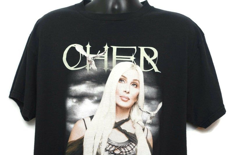 2000s Cher Vintage T Shirt – Farewell Tour Never Say Goodbye 00s Music Concert Band Tee on a Large Delta Pro Weight Tag