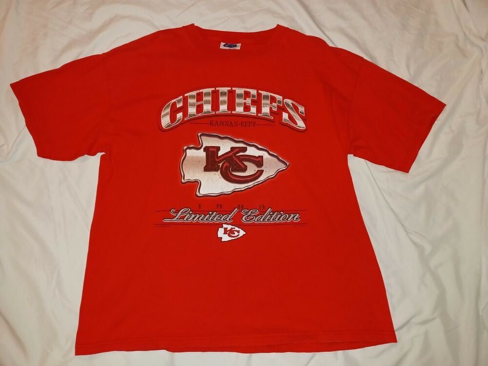 Vintage 1999 Limited Edition Kansas City Chiefs T Shirt 2 Red