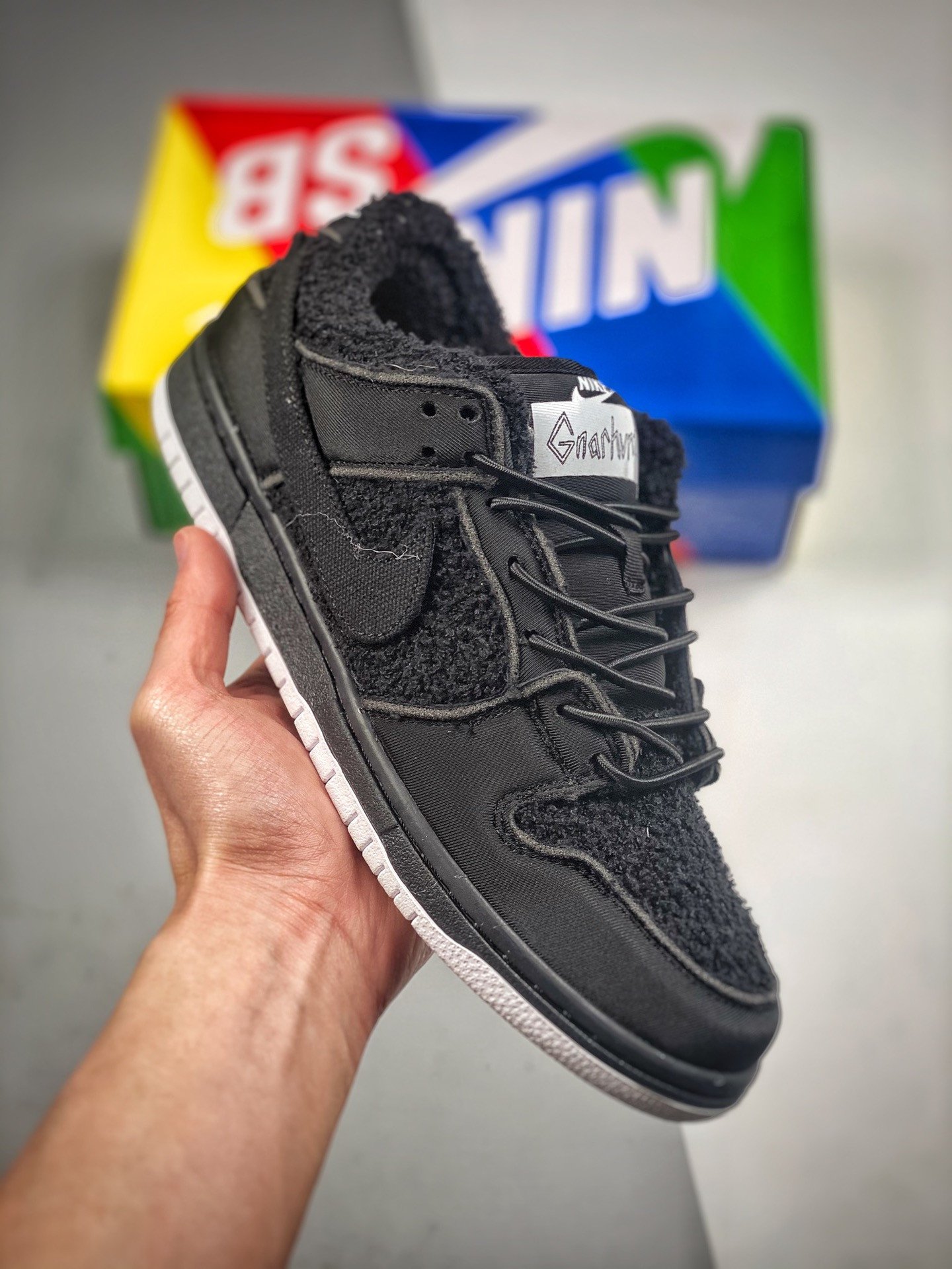 Gnarhunters x Nike SB Dunk Low Black DH7756-010 5340922