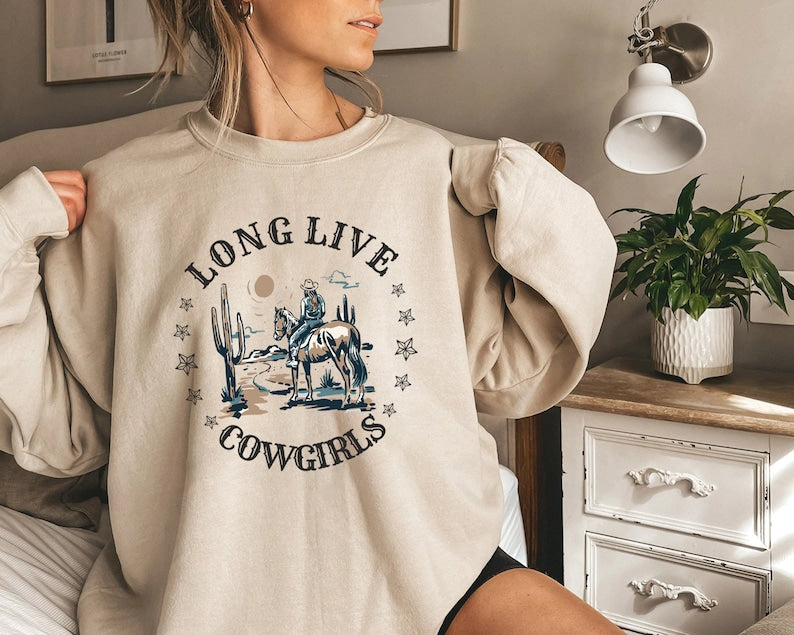 Long Live Cowgirls Sweatshirt, Saddle Up Buttercup Sweatshirt, Cowboy Sweatshirt, Cowgirl Sweatshirt, Western Sweatshirt, Country Girl Sweatshirt, Cute Country Sweatshirt