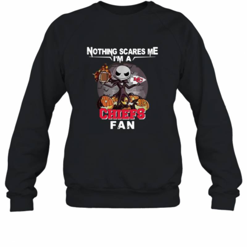 Jack Skellington nothing scares me I’m a Kansas City Chiefs fan shirt Sweatshirt