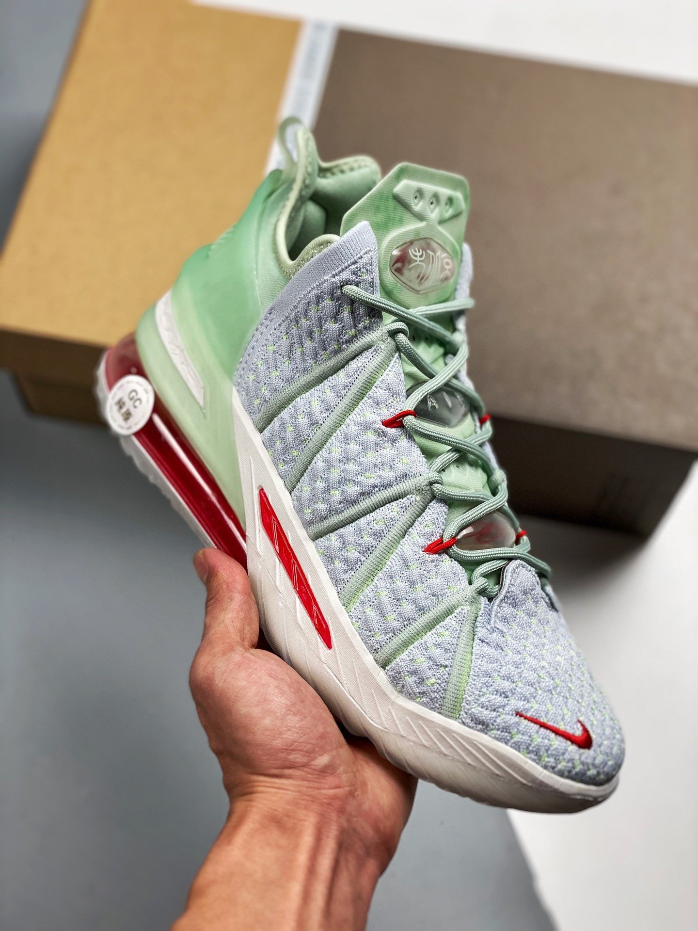 Glow in the dark x Nike LeBron 18 Empire Jade DB7644-002 5338482