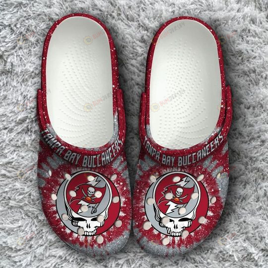 Tampa Bay Buccaneers Grateful Dead Crocs Classic Clogs Shoes In Red – Aop Clog