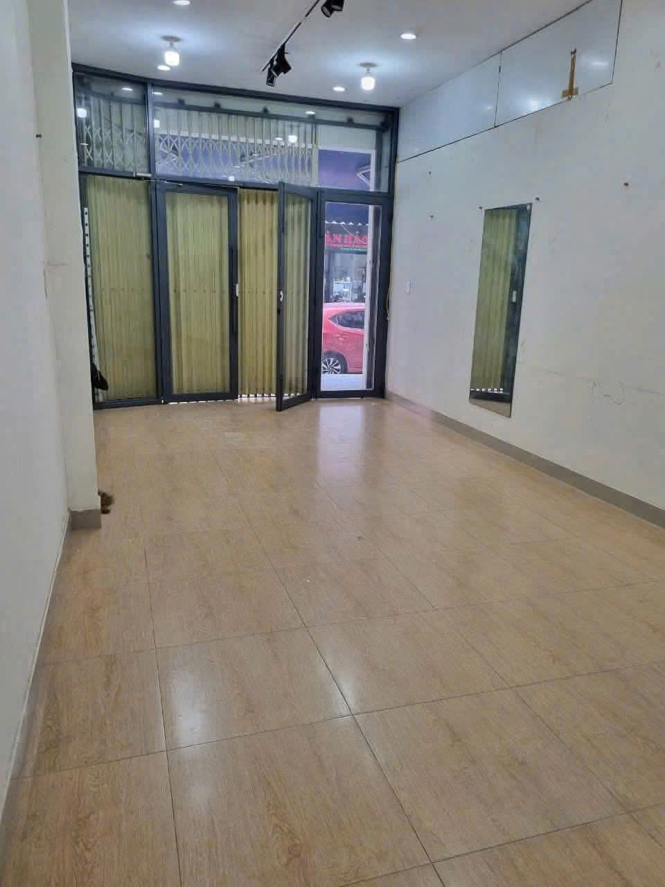 Cho thuê mặt bằng kinh doanh Hoàng Diệu, Hải Châu giá tốt