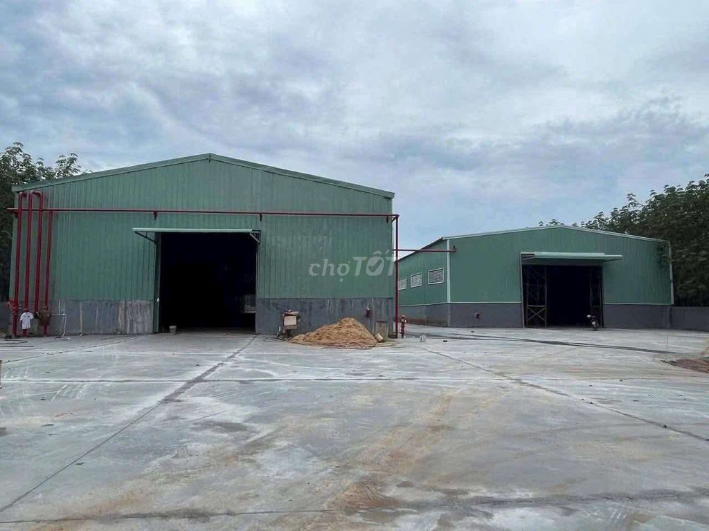 Cho thuê xưởng sản xuất 6000m2, đầy đủ giấy tờ tại Tân Uyên, Bình Dương