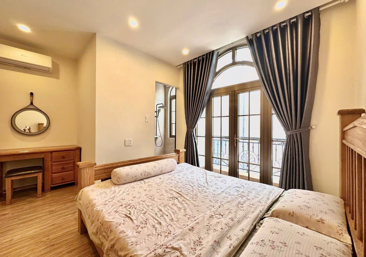 Cho thuê nhà 4 tầng kiệt Hòa Cường Bắc, Hải Châu, Đà Nẵng