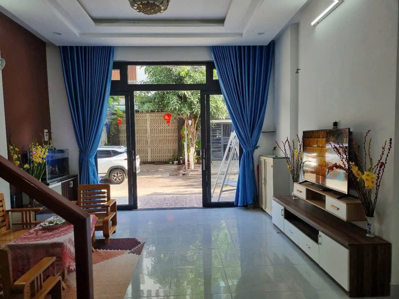 Cho thuê nhà mặt tiền Trần Quý Khoách, Hòa Minh - Đà Nẵng